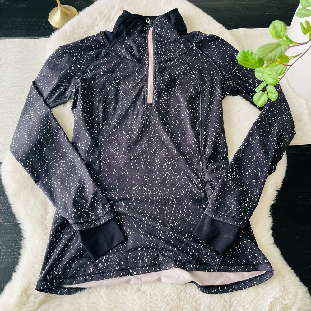 LULULEMON Black and White Speckled Pullover sz 4